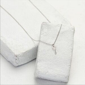 The giving keys mini key necklace “believe”